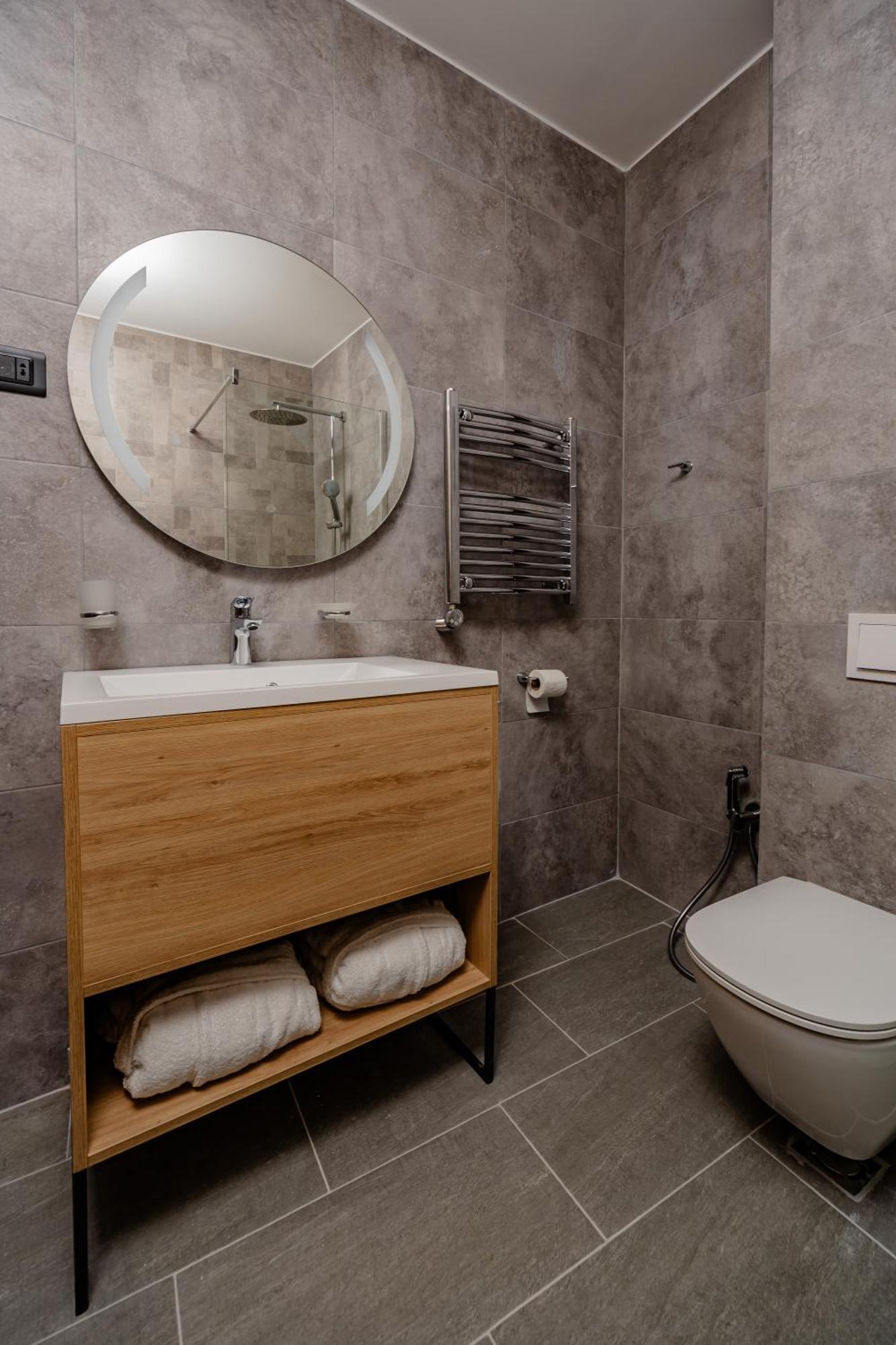 Hotel Aquilo Petrovac 外观 照片